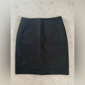 Banana Republic black pencil skirt